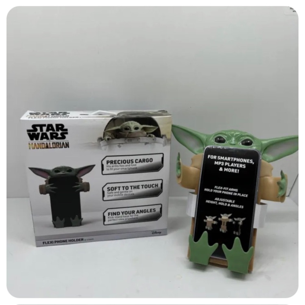 Star Wars Mandalorian Phone Holder Stand
